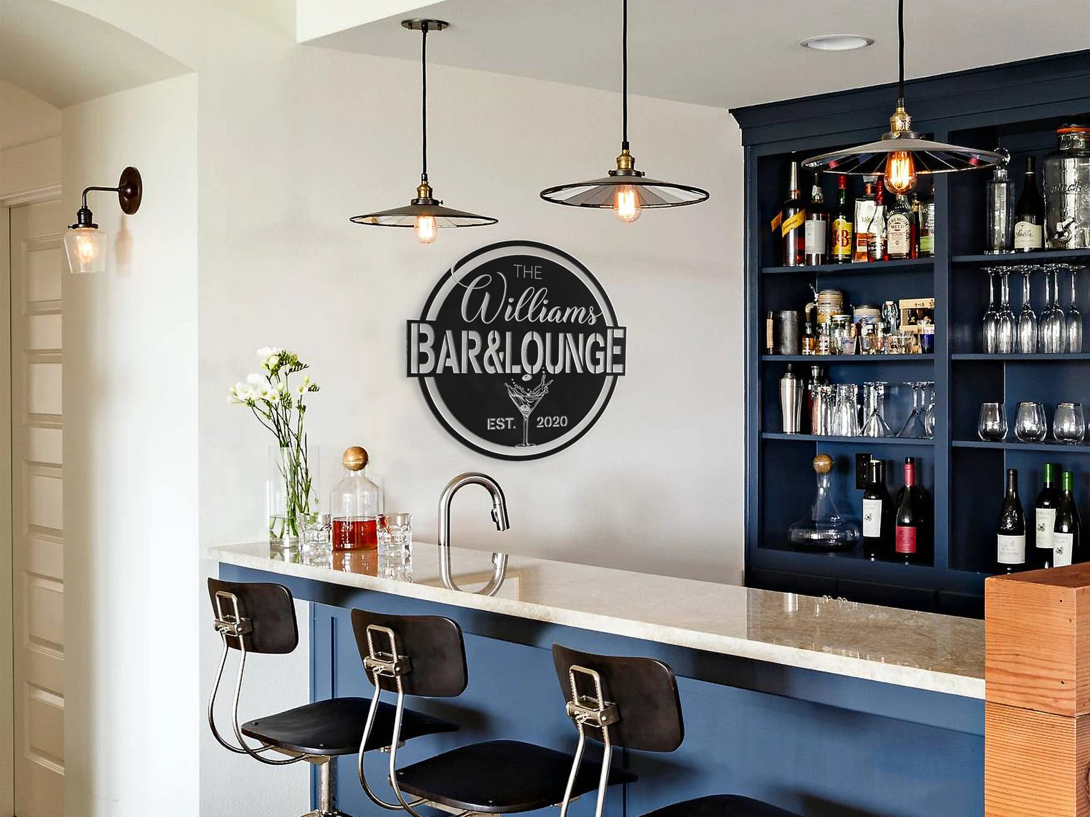 Metal Bar & Lounge Sign