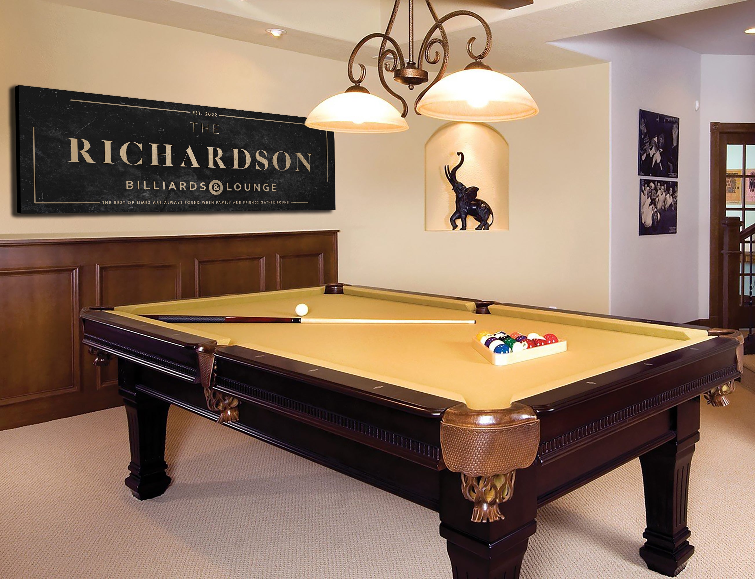 Billiards & Lounge Sign